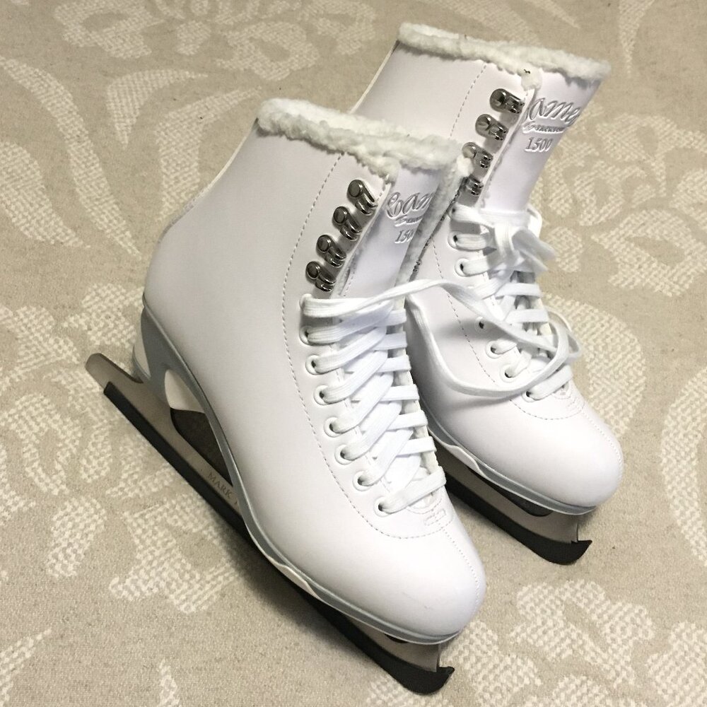 NIB Jackson Cameo 1500 White Figure Ice Skates Senior Size 7 Fleece Lined